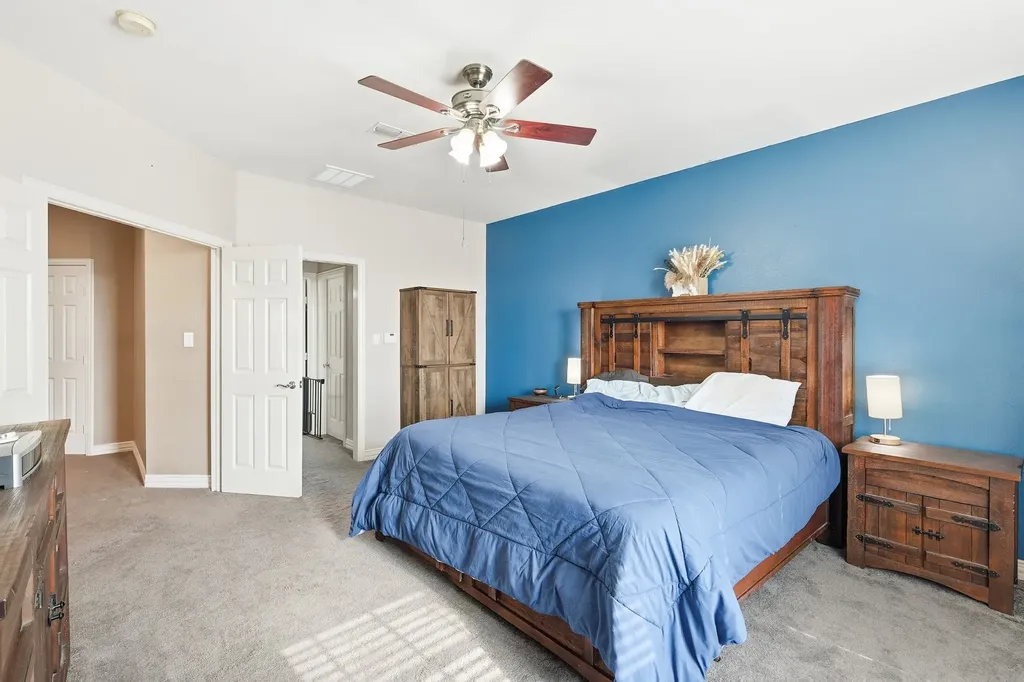 102 Van Meter Drive Aurora TX 76078