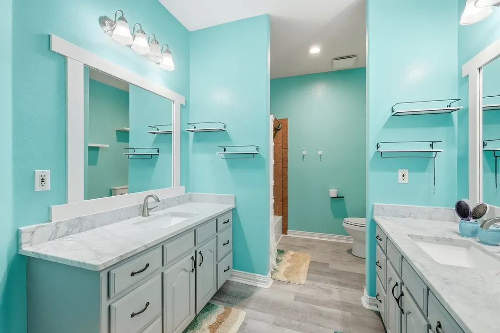102 Van Meter Drive Aurora TX 76078