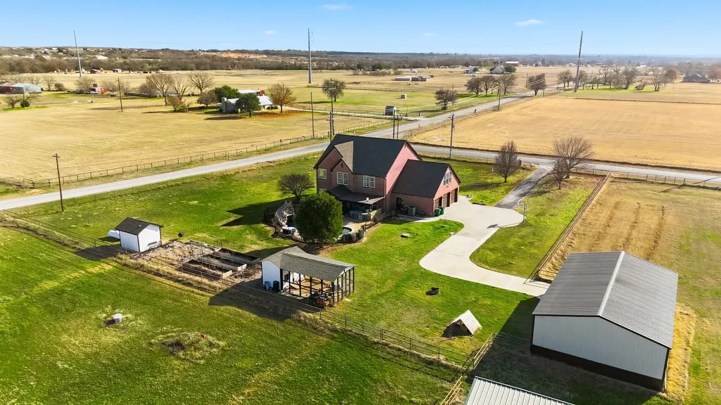 102 Van Meter Drive Aurora TX 76078