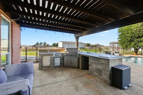 102 Van Meter Drive Aurora TX 76078