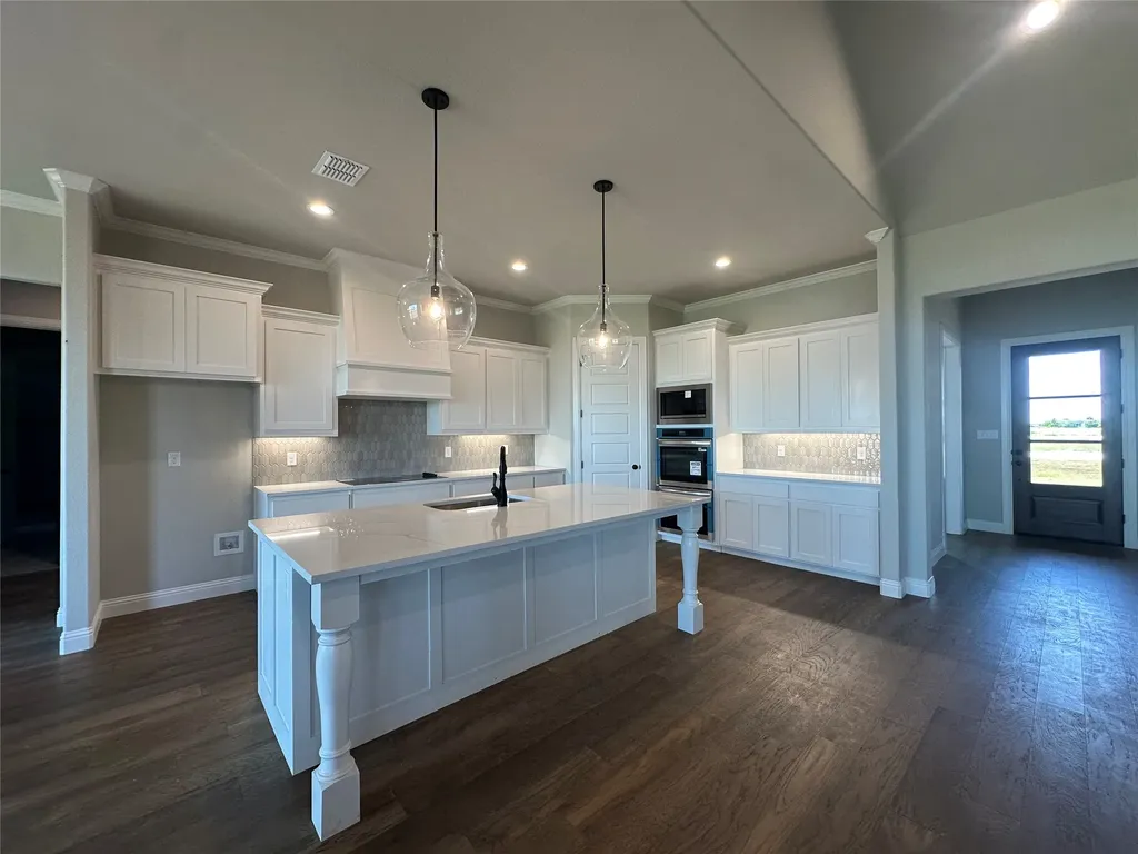 9444 Bluestem Lane Dish TX 76247