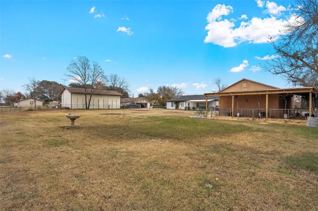 107 Woody Ray Drive Elm Mott TX 76640