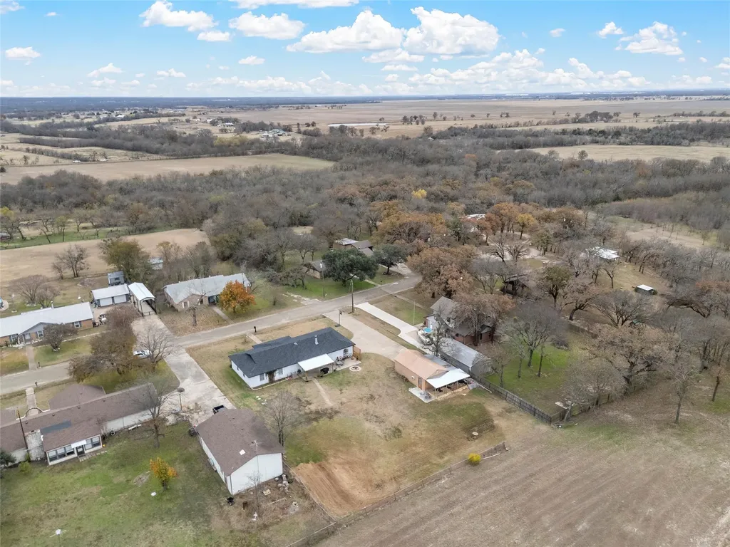 107 Woody Ray Drive Elm Mott TX 76640