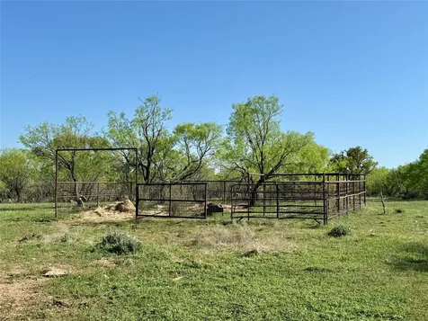9455 County Road 189 Bangs TX 76823