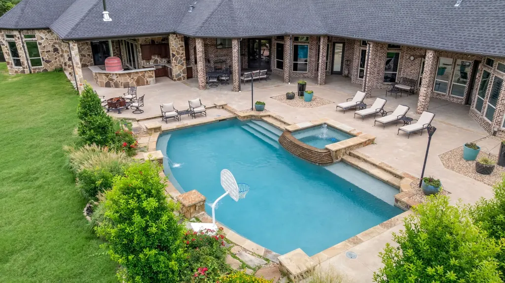 5455 Pebble Creek Drive Celina TX 75078