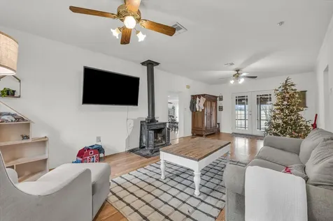 510 Old Sawmill Road Axtell TX 76624