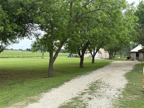 510 Old Sawmill Road Axtell TX 76624