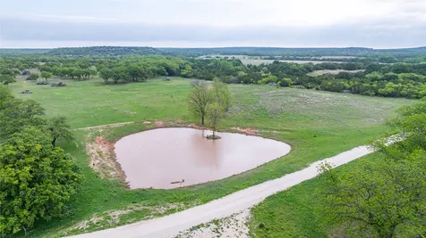 1034 County Road 207 Ovalo TX 79541
