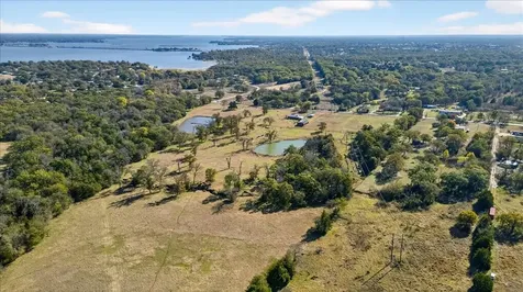 300 County Road 2100 Road Seven Points TX 75143