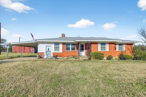 300 County Road 2100 Road Seven Points TX 75143