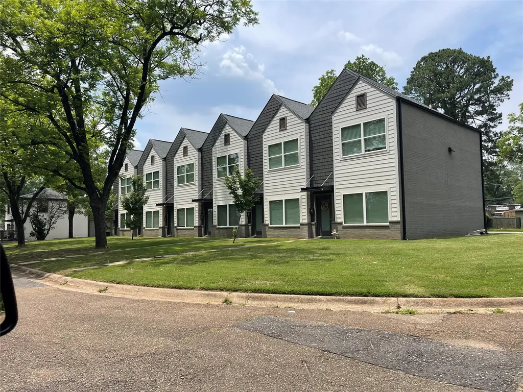 806 W 32nd Street Texarkana TX 75503