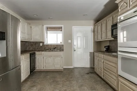 8866 State Highway 34 S Quinlan TX 75474