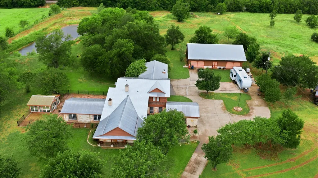 12044 Highway 14 Richland TX 76681