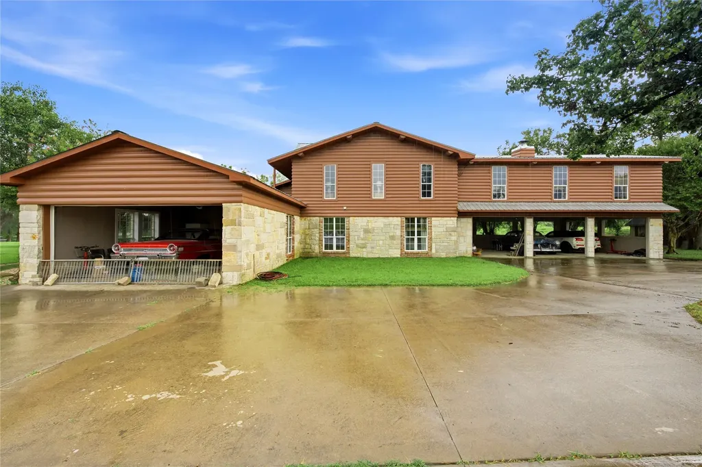 12044 Highway 14 Richland TX 76681