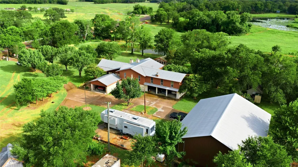 12044 Highway 14 Richland TX 76681