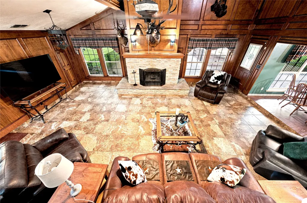 12044 Highway 14 Richland TX 76681