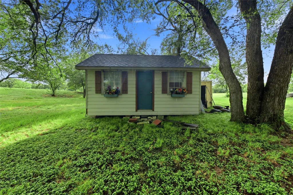12044 Highway 14 Richland TX 76681