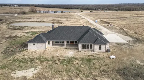4112 County Road 1098 Celeste TX 75423