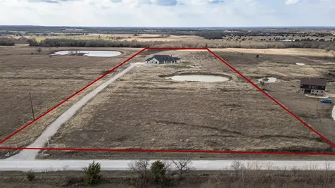 4112 County Road 1098 Celeste TX 75423