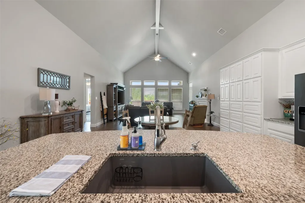 1921 Middleton Drive Mansfield TX 76063