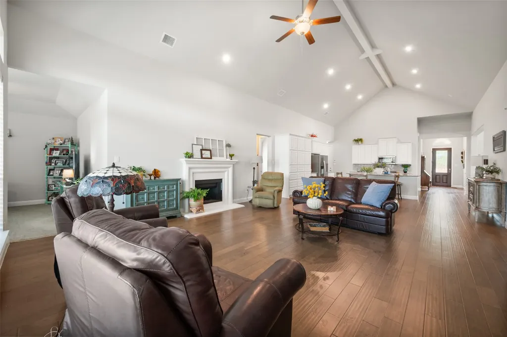 1921 Middleton Drive Mansfield TX 76063