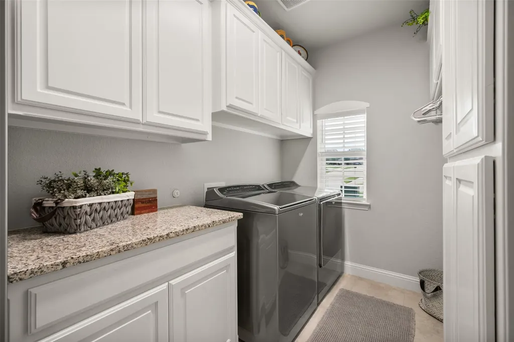 1921 Middleton Drive Mansfield TX 76063