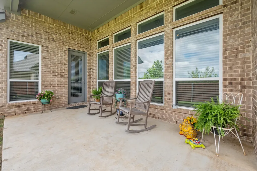 1921 Middleton Drive Mansfield TX 76063