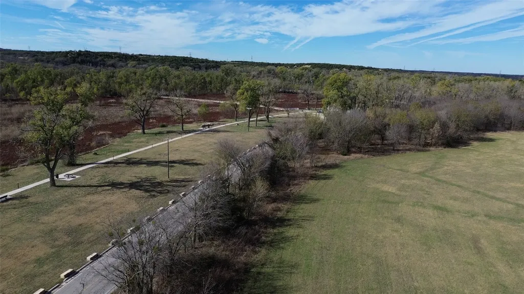 2800 E Lake Drive Weatherford TX 76087