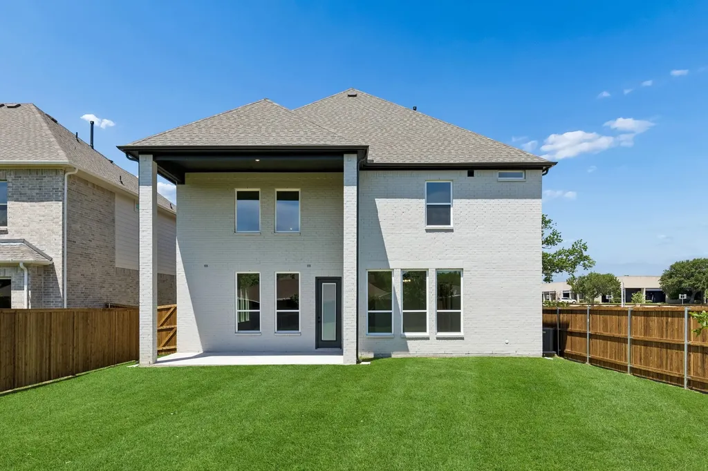 5716 Glynda Drive North Richland Hills TX 76180