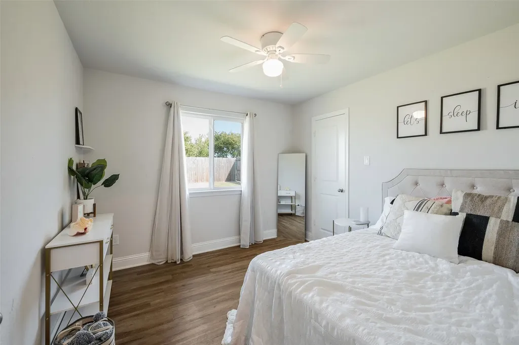 117 Mustang Drive Lindsay TX 76250