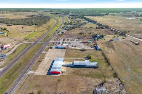 9474 Highway 175 Kemp TX 75143