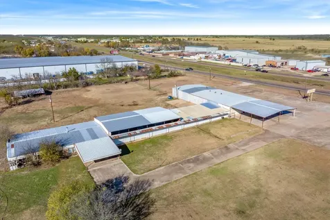 9474 Highway 175 Kemp TX 75143