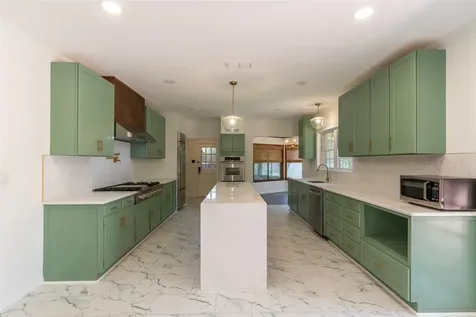 1806 Country Club Drive Sweetwater TX 79556