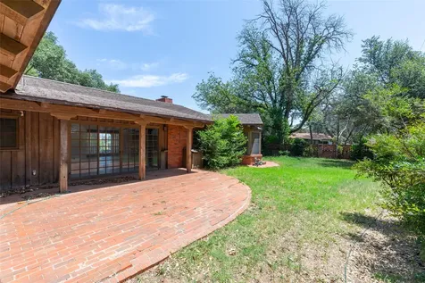 1806 Country Club Drive Sweetwater TX 79556