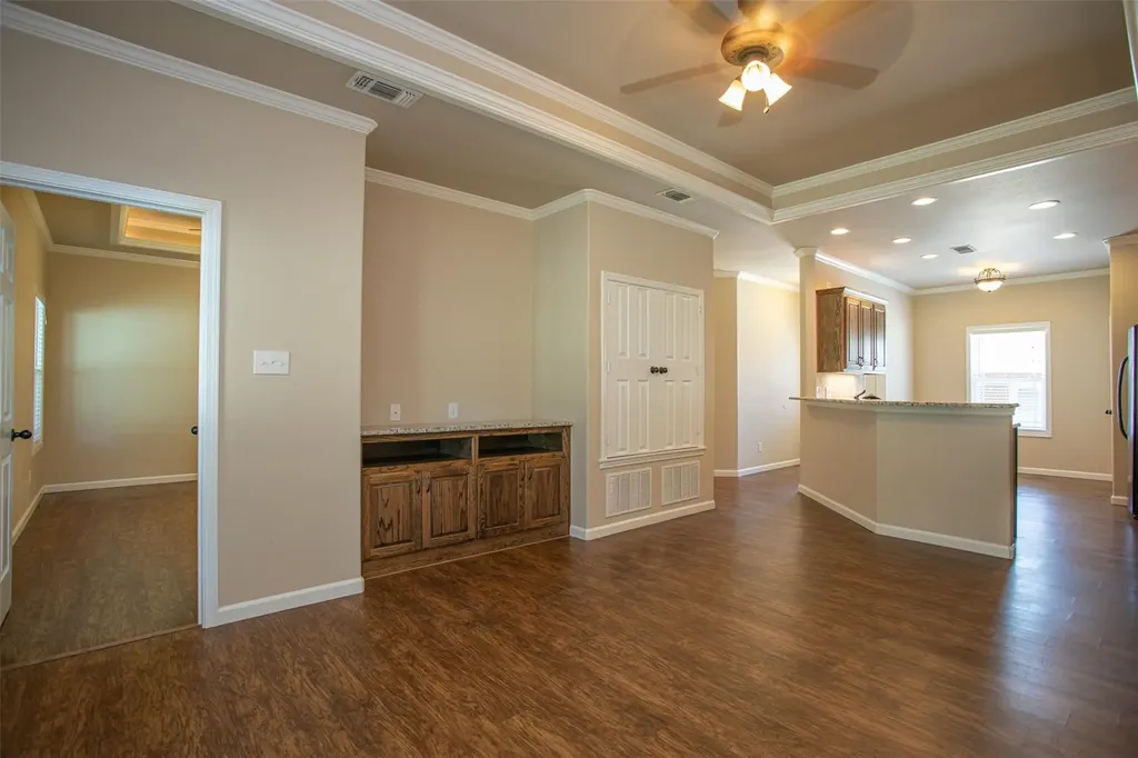 457 Neals Hill Road Oak Ridge TX 76240