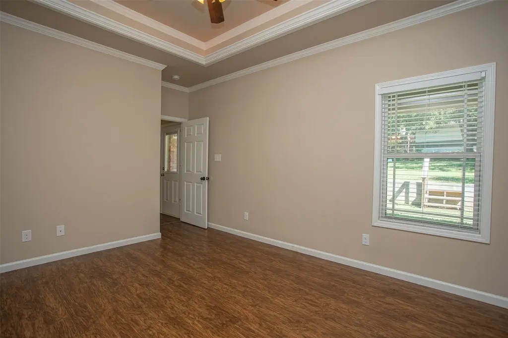 457 Neals Hill Road Oak Ridge TX 76240