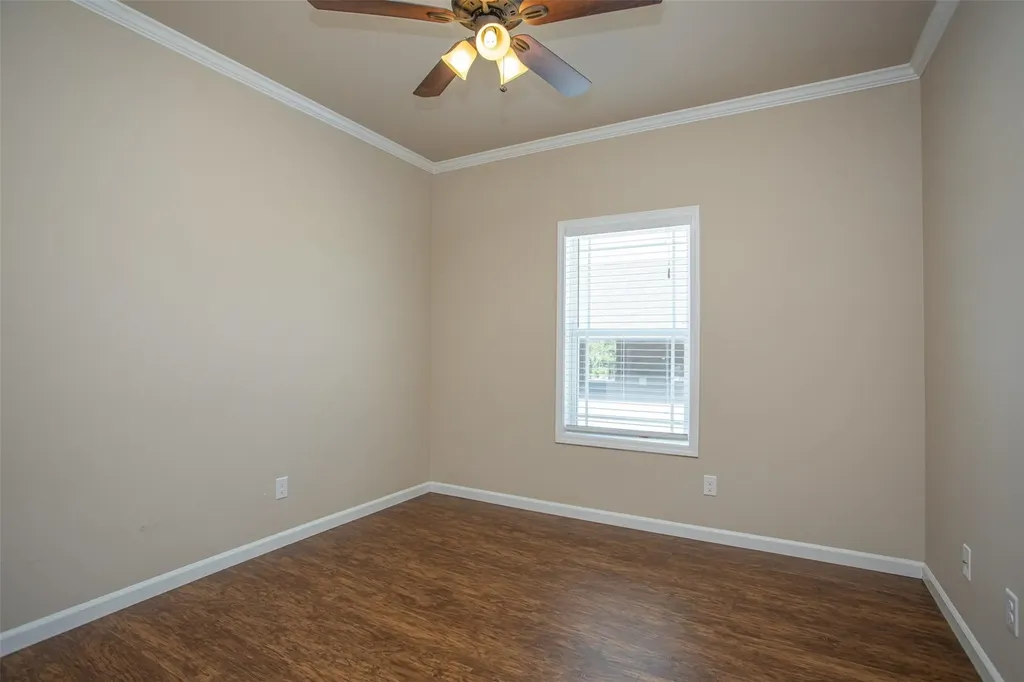 457 Neals Hill Road Oak Ridge TX 76240