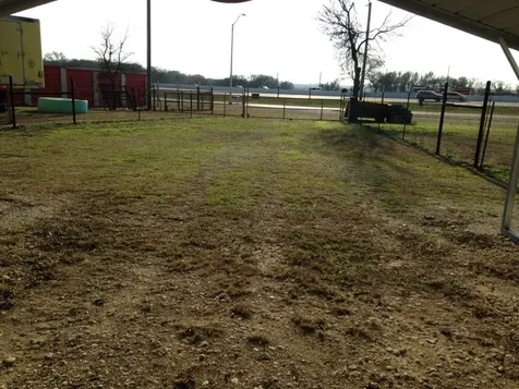 1056-1058 Ih 35 S Abbott TX 76621