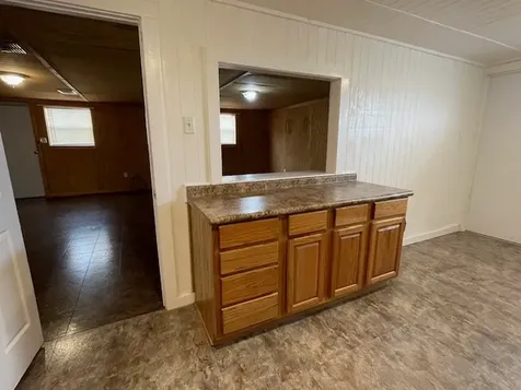 1056-1058 Ih 35 S Abbott TX 76621