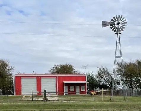 1056-1058 Ih 35 S Abbott TX 76621