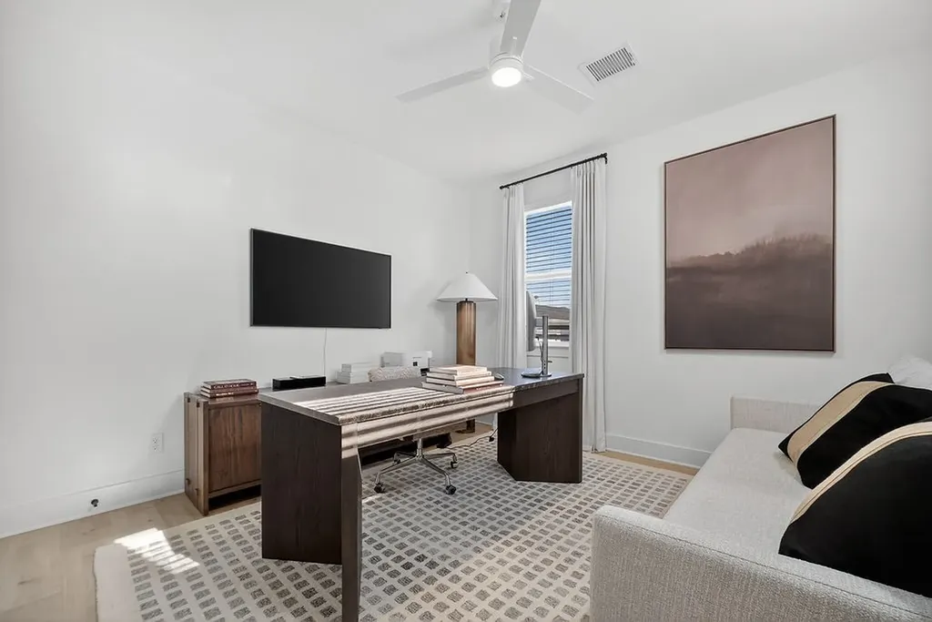 2006 Oak Garden Court Dallas TX 75232