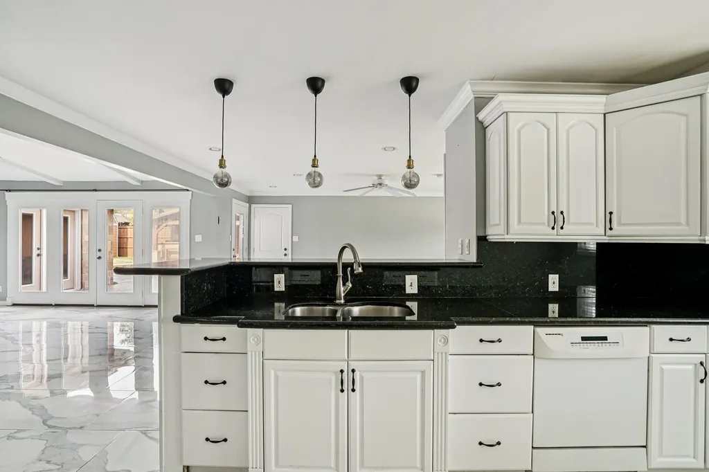12557 High Meadow Drive Dallas TX 75244