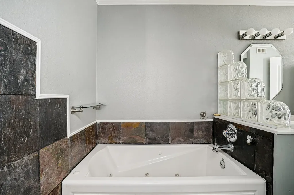 12557 High Meadow Drive Dallas TX 75244
