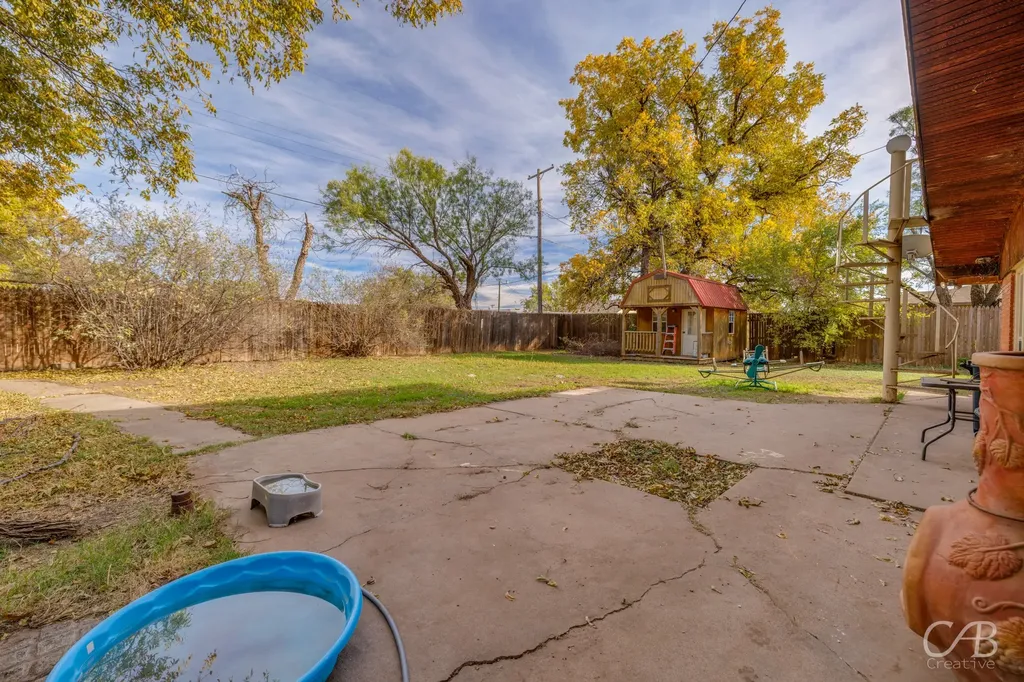 33 Avenue A NW Hamlin TX 79520