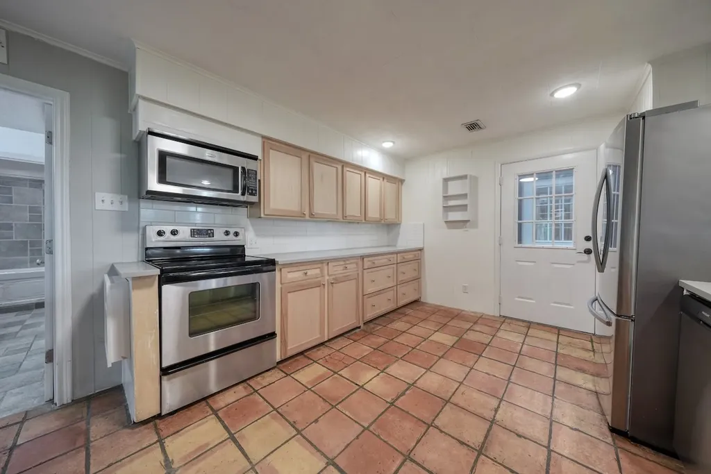 216 Pinewood Lane Hideaway TX 75771