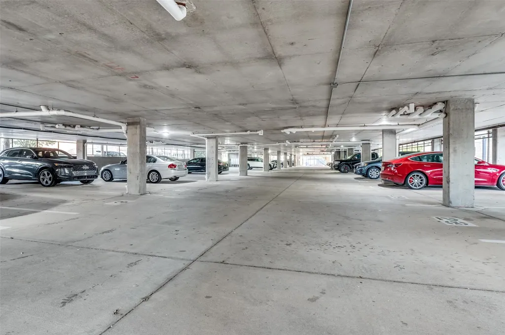 1111 S Akard Street Dallas TX 75215