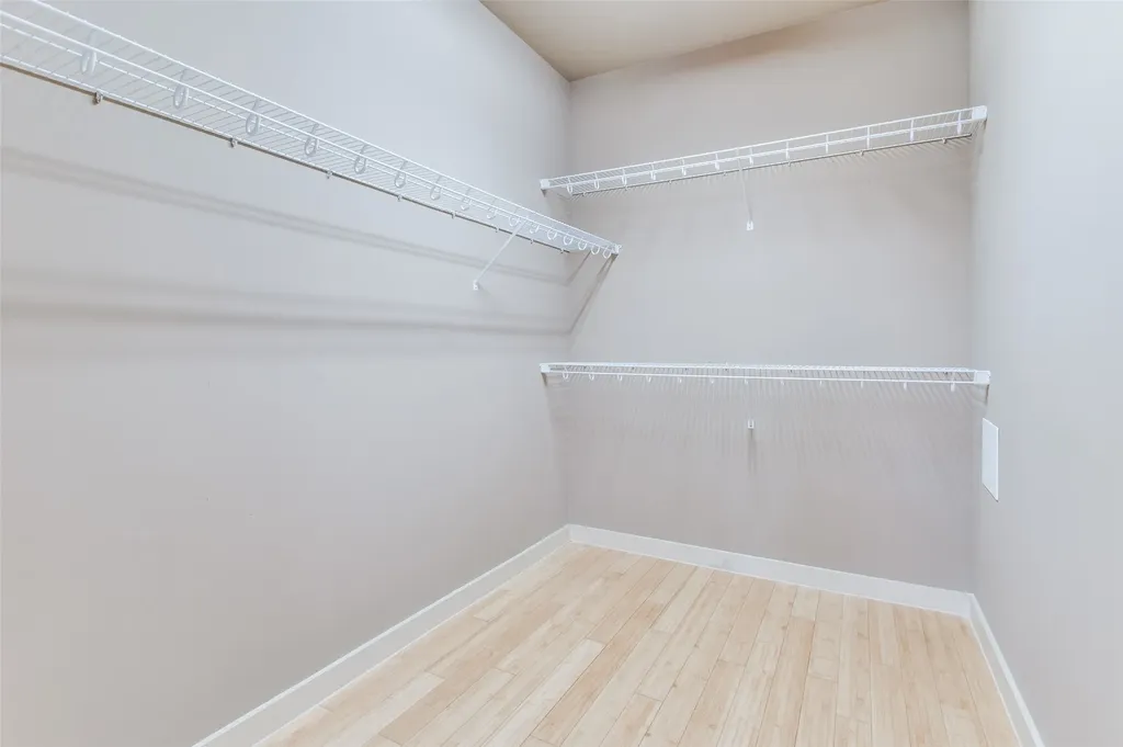1111 S Akard Street Dallas TX 75215