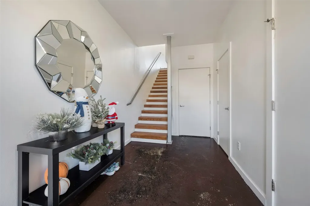 506 1st Avenue Dallas TX 75226