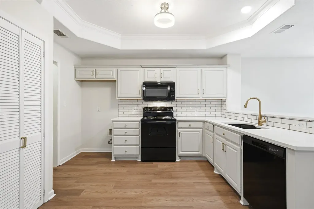 10124 Colony Drive Waco TX 76708