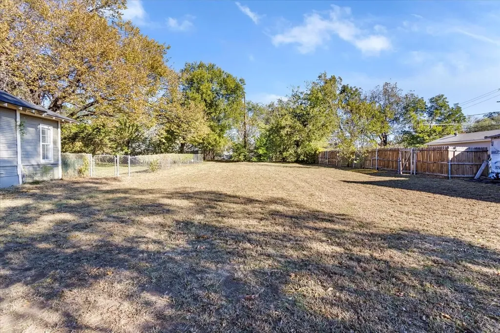 513 W Texas Street Denison TX 75020